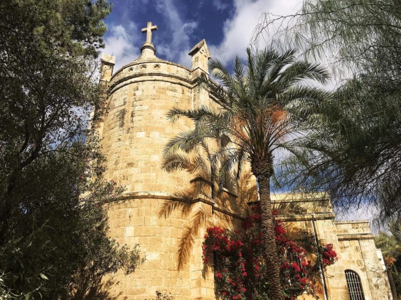 17 Best Restaurants In Jerusalem You Should Really Try