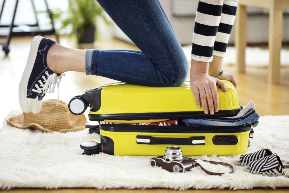 Here's How to Pack Lightly and Efficiently for a Trip