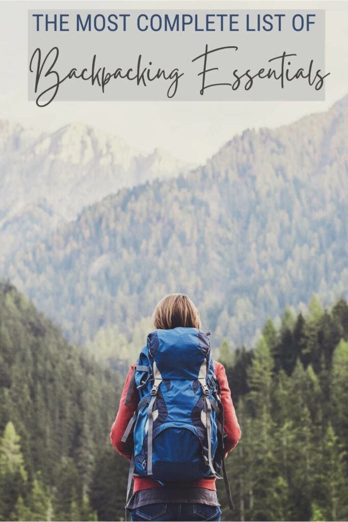 Discover what are the backpacking essentials you can't do without - via @clautavani