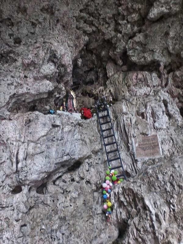 Cueva de Colores