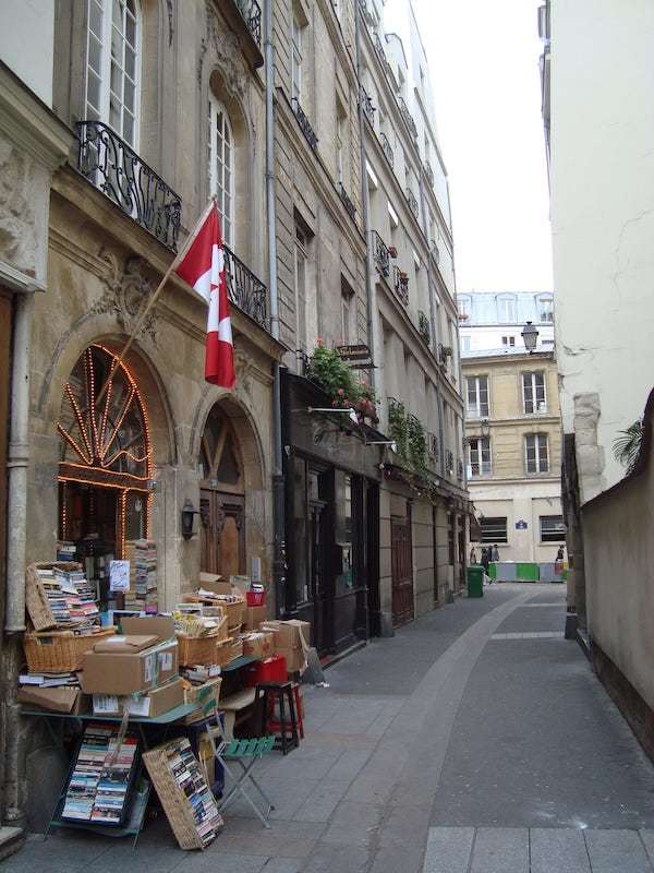 Abbey bookshop Paris