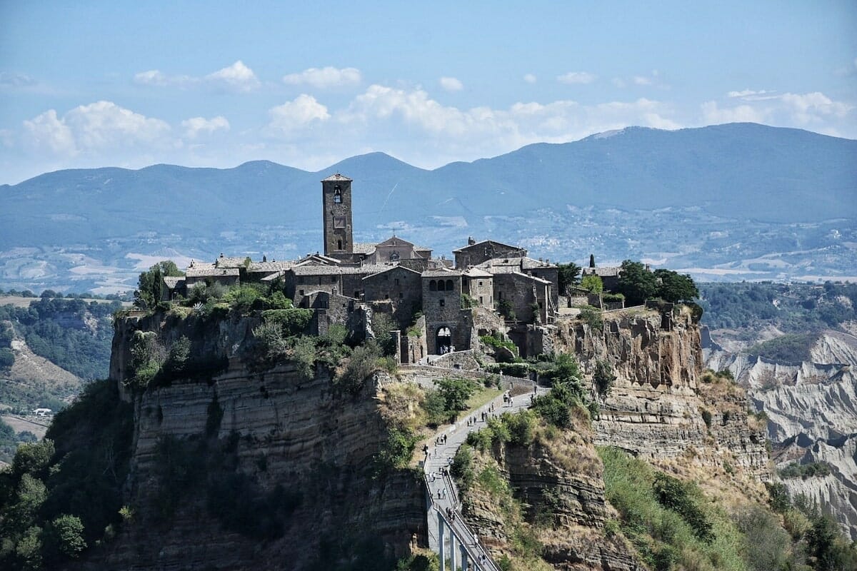 a-guide-to-civita-di-bagnoregio-italy-8-best-attractions