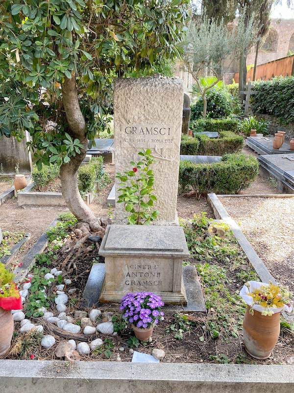 Gramsci tomb