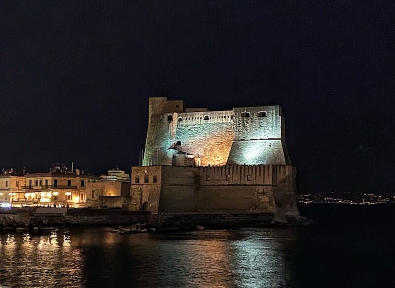 Castel dell'Ovo Naples in one day