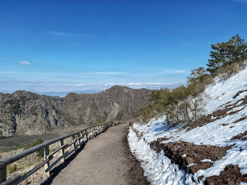 hiking Mount Vesuvius