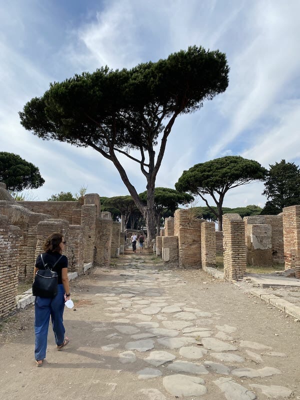 what to wear in Rome