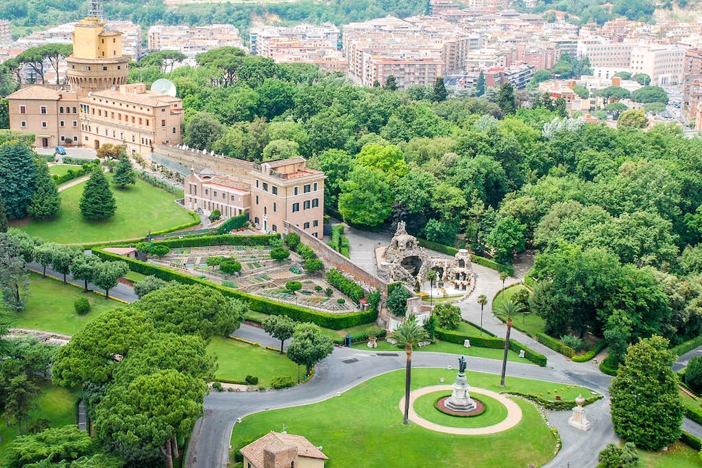 visit vatican city gardens