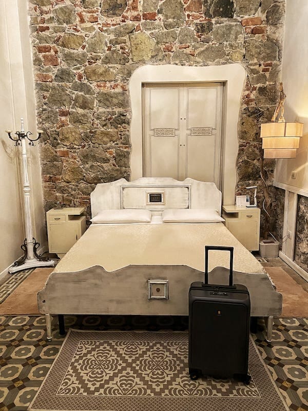 Level8 Luggage Review