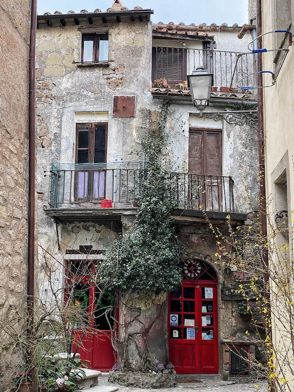Calcata Vecchia