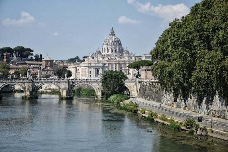 Colosseum and Vatican in one day