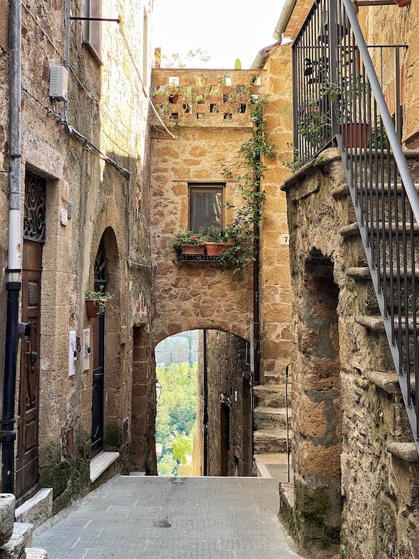 Pitigliano