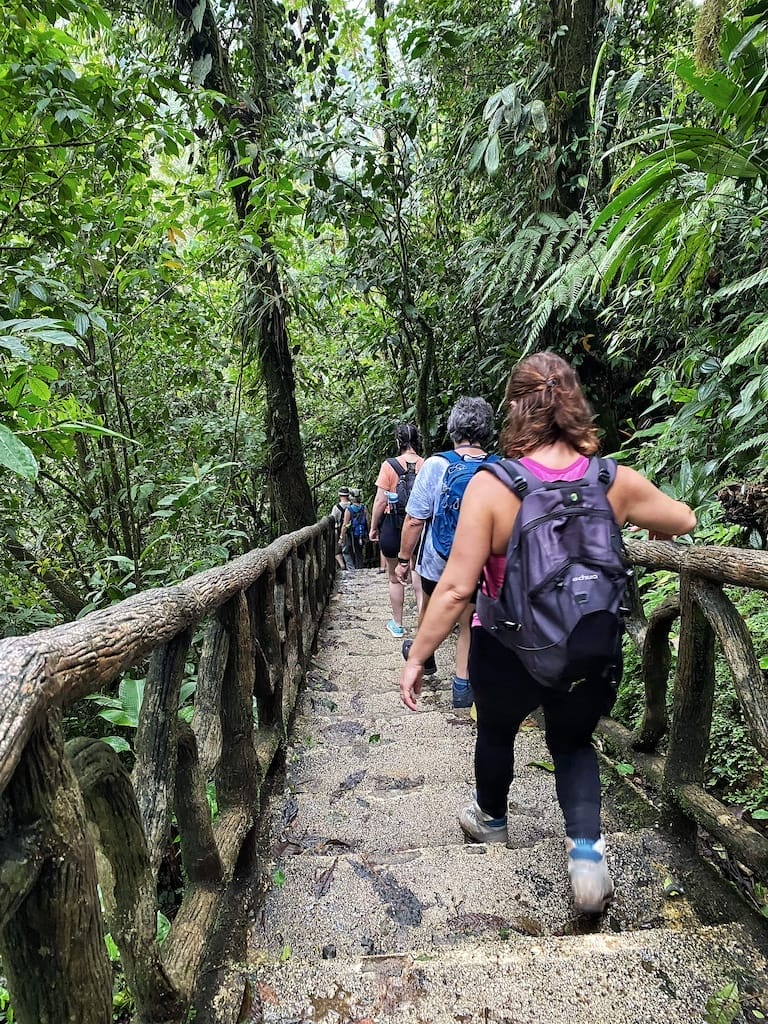 hiking Rio Celeste Costa Rica